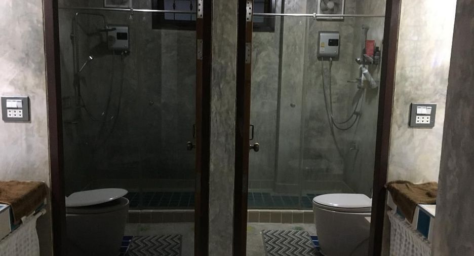 Haus zum Kauf und zur Miete mit 7 Zimmer in Saraphi, Chiang Mai