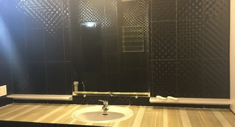 For sale and for rent 5 bedrooms condo in Watthana, Bangkok