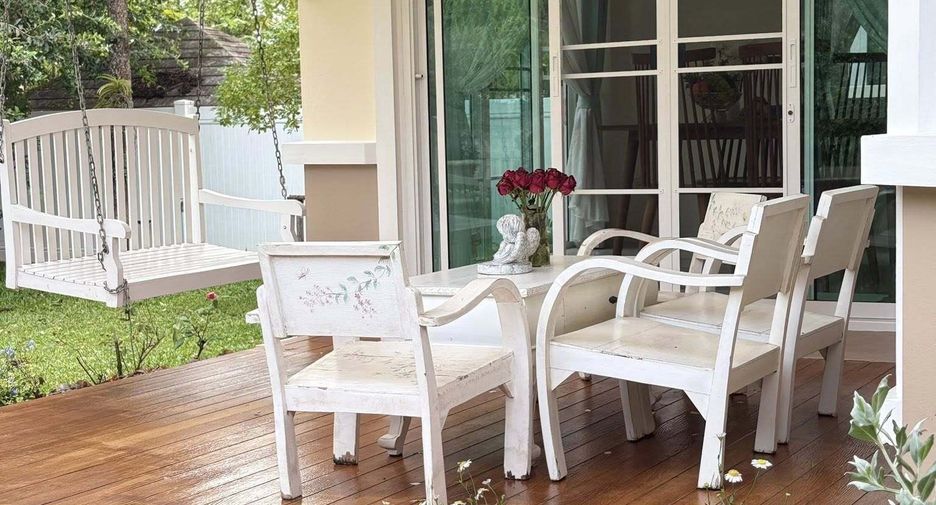 For rent 3 bedrooms house in San Sai, Chiang Mai