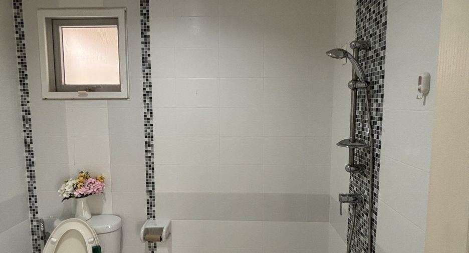 For rent 3 bedrooms house in San Sai, Chiang Mai