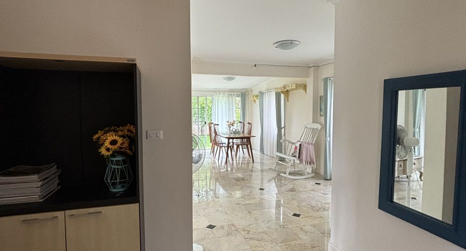 For rent 3 bedrooms house in San Sai, Chiang Mai