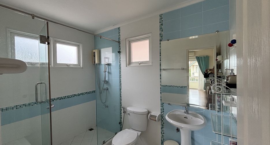 For rent 3 bedrooms house in San Sai, Chiang Mai