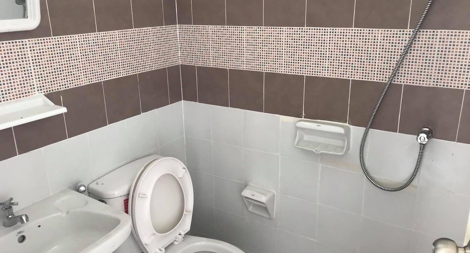 For sale 1 bed apartment in Lat Krabang, Bangkok