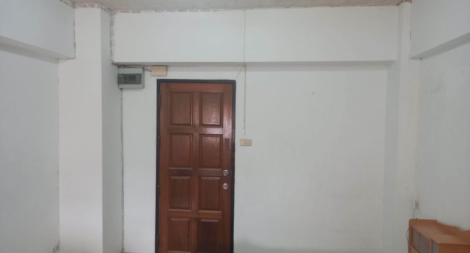 For rent 1 bed condo in Bang Kapi, Bangkok