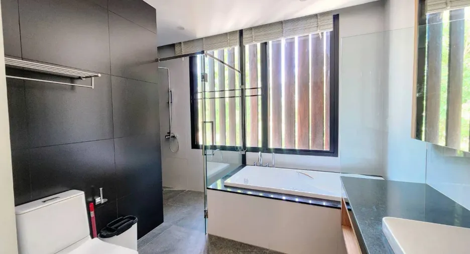 À vendre et à louer 3 chambres villa à Mueang Chiang Mai, Chiang Mai