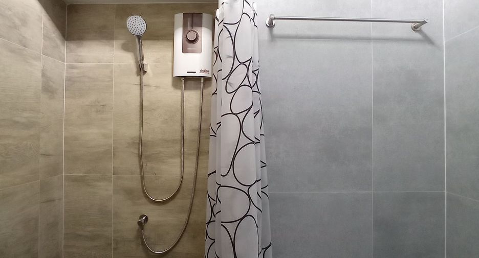 For rent 1 bed condo in Huai Khwang, Bangkok