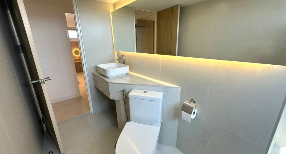 For rent 2 bedrooms condo in Mueang Chiang Mai, Chiang Mai