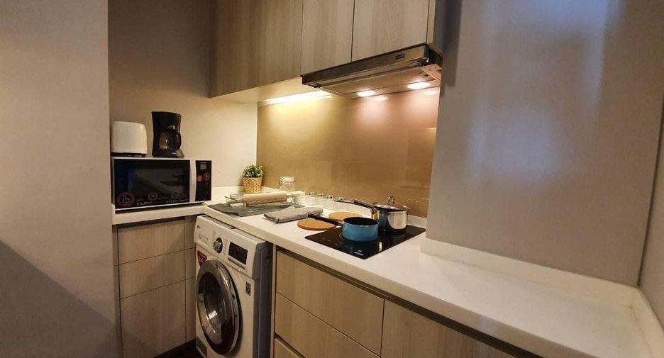 Condo en venta y en alquiler de 2 habitaciones en Khlong Toei, Bangkok