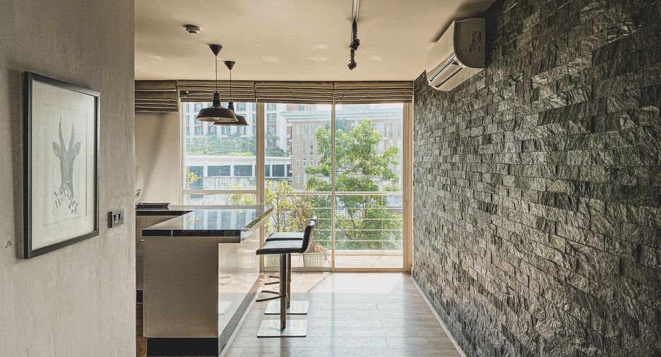For sale and for rent 2 bedrooms condo in Mueang Chiang Mai, Chiang Mai