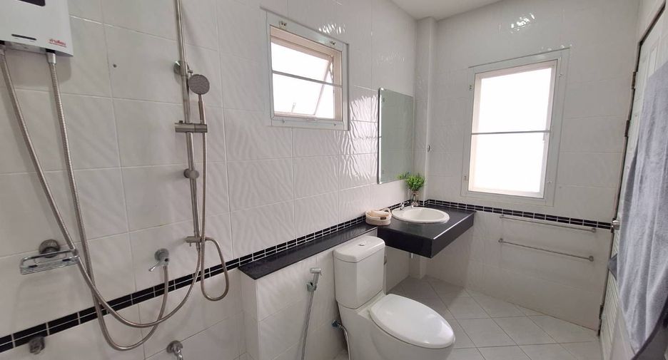 For sale 3 bedrooms house in Doi Saket, Chiang Mai