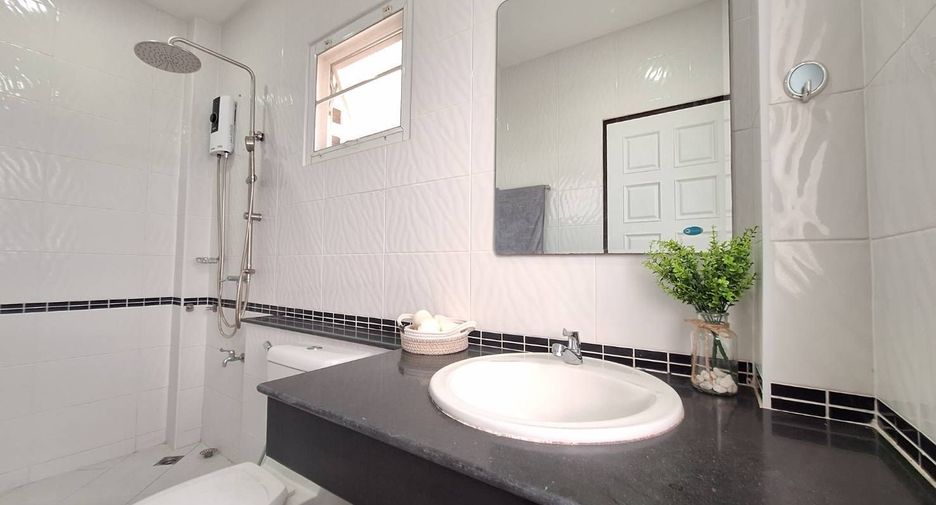 For sale 3 bedrooms house in Doi Saket, Chiang Mai