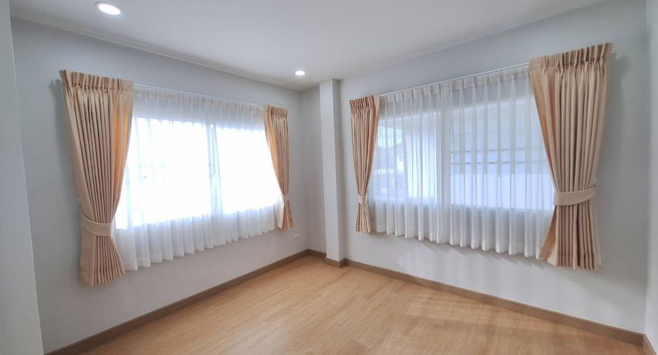 For sale 3 bedrooms house in Doi Saket, Chiang Mai