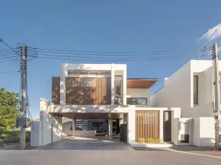 For sale and for rent 4 bedrooms house in Hang Dong, Chiang Mai