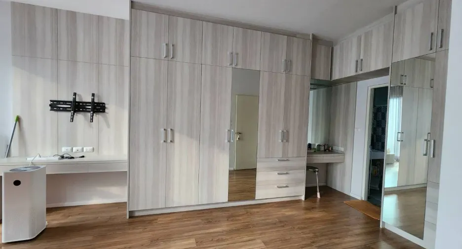 Продажа 3 спальни дом в Сапхан Сунг, Бангкок