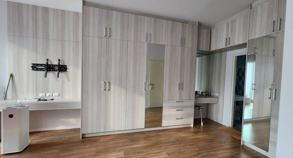 Продажа 3 спальни дом в Сапхан Сунг, Бангкок