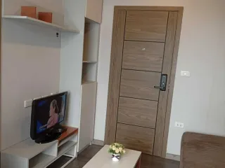 À louer studio condo à Mueang Samut Prakan, Samut Prakan