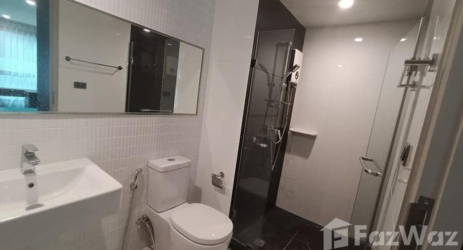 For sale 1 bed condo in Phra Khanong, Bangkok