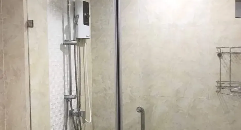 For sale スタジオ condo in Phra Khanong, Bangkok