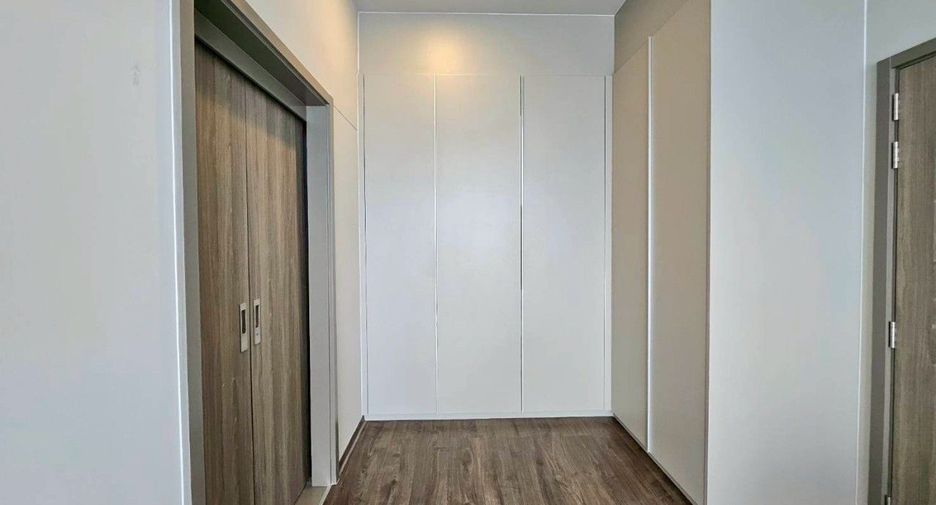 出售 和 出租 4 卧室 公寓 在 Bang Phli, Samut Prakan