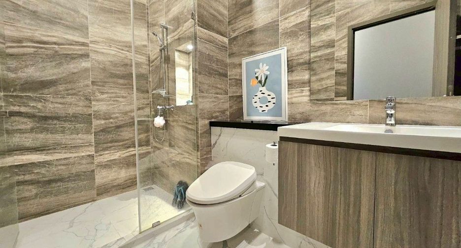 出售 和 出租 4 卧室 公寓 在 Bang Phli, Samut Prakan