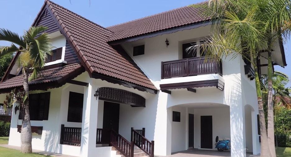 For rent 3 bedrooms house in Mueang Chiang Mai, Chiang Mai