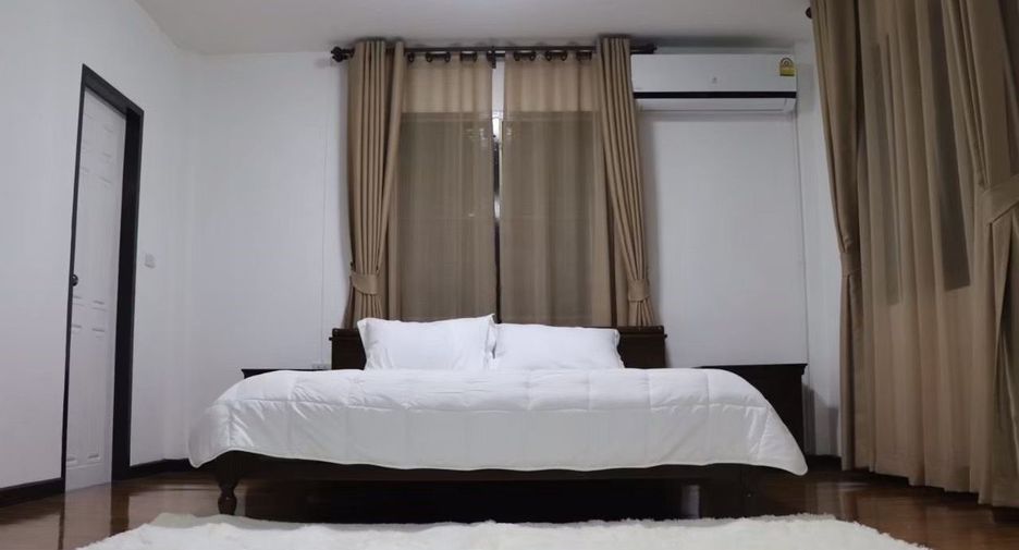 For rent 3 bedrooms house in Mueang Chiang Mai, Chiang Mai