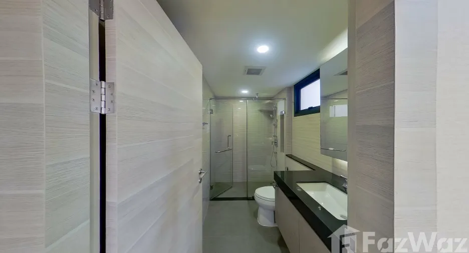 For sale and for rent 2 bedrooms condo in Pathum Wan, Bangkok