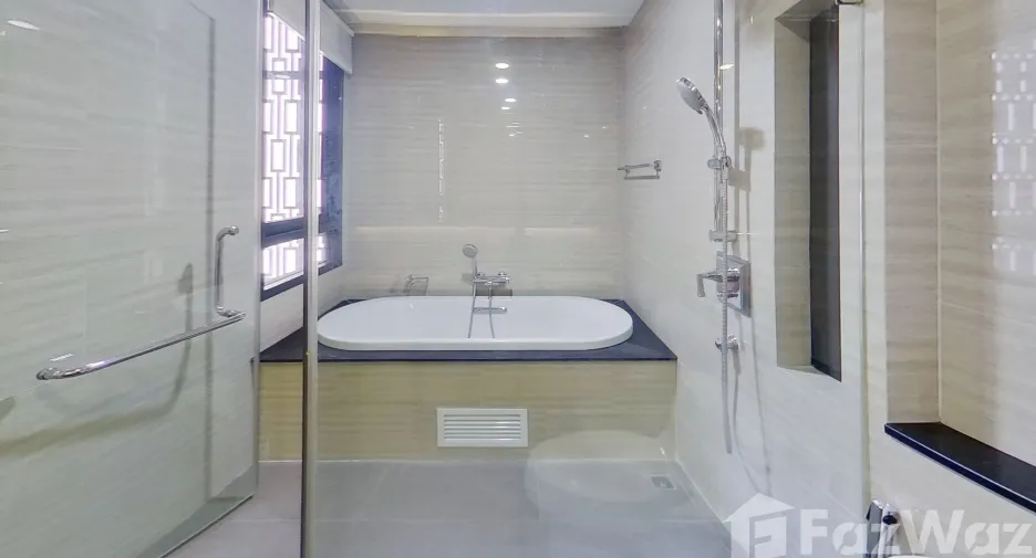 For sale and for rent 2 bedrooms condo in Pathum Wan, Bangkok