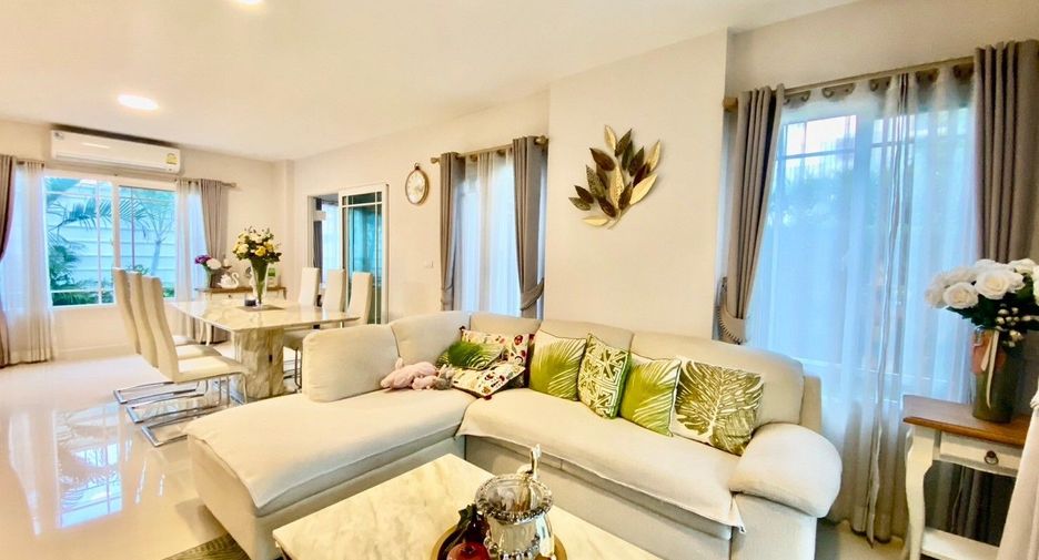 For sale 5 bedrooms house in Mueang Chiang Mai, Chiang Mai