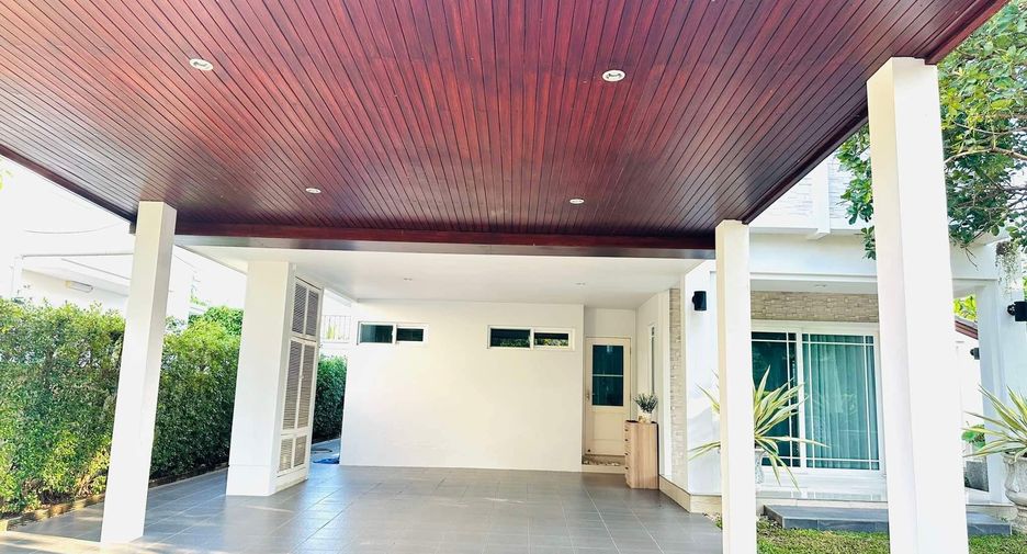 For sale 5 bedrooms house in Mueang Chiang Mai, Chiang Mai