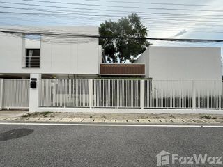 For rent 2 ベッドルーム house in San Kamphaeng, Chiang Mai
