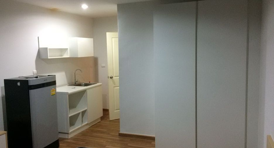 For rent studio condo in Mueang Samut Prakan, Samut Prakan