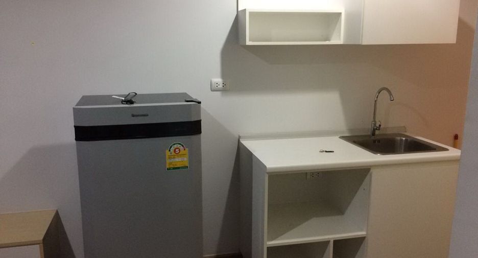 For rent studio condo in Mueang Samut Prakan, Samut Prakan