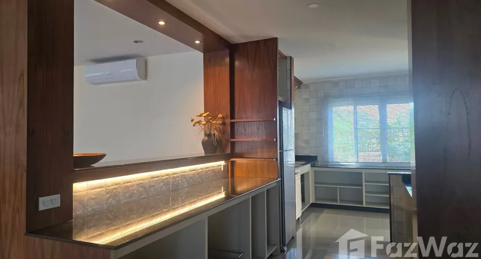 For rent 5 bedrooms house in Hang Dong, Chiang Mai