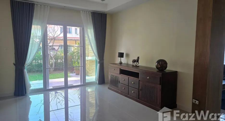 For rent 5 bedrooms house in Hang Dong, Chiang Mai