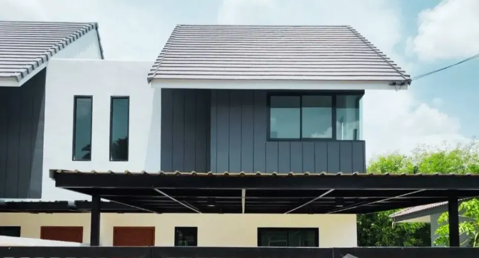 For sale 3 bedrooms house in Saraphi, Chiang Mai