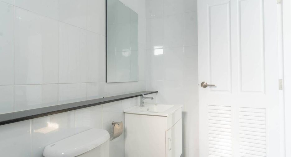 For sale 3 bedrooms house in Saraphi, Chiang Mai