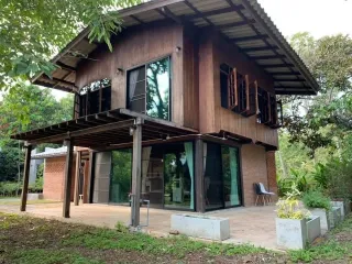 Haus zum Kauf mit 4 Zimmer in San Sai, Chiang Mai