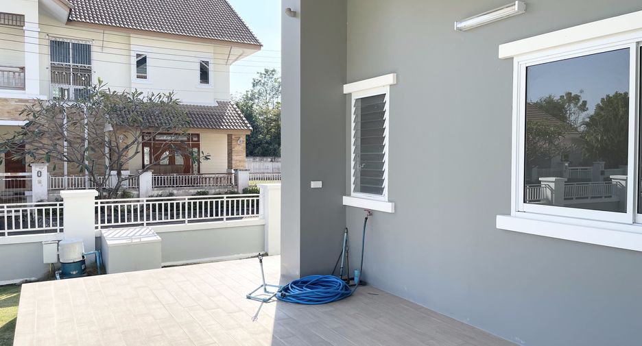 For sale 4 bedrooms house in Doi Saket, Chiang Mai
