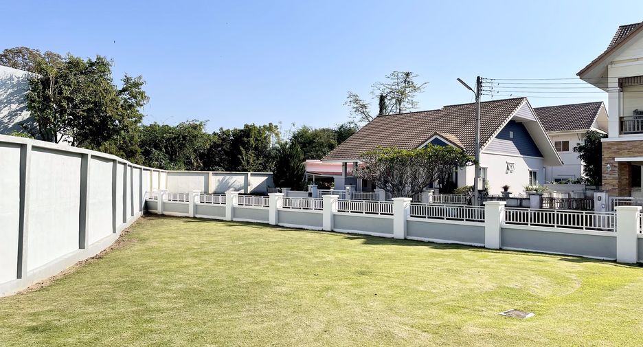 For sale 4 bedrooms house in Doi Saket, Chiang Mai
