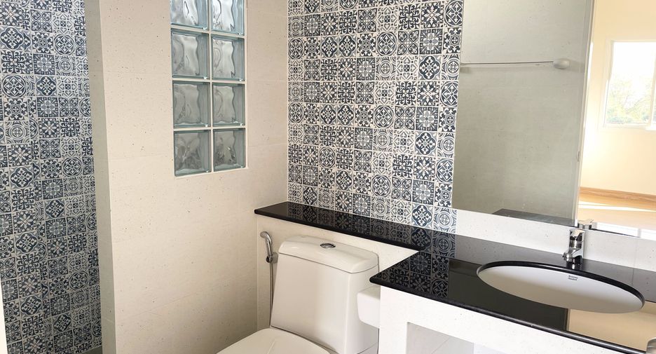 For sale 4 bedrooms house in Doi Saket, Chiang Mai