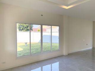 出售 4 卧室 独立屋 在 Doi Saket, Chiang Mai
