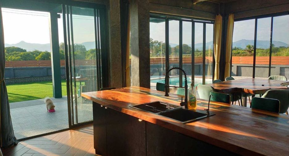 Casa en venta de 4 habitaciones en San Pa Tong, Chiang Mai