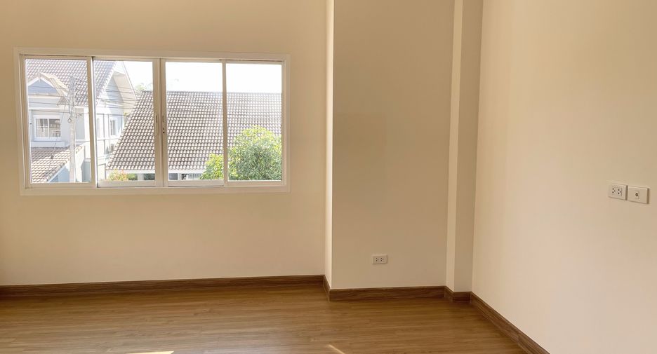 For sale 4 bedrooms house in Doi Saket, Chiang Mai