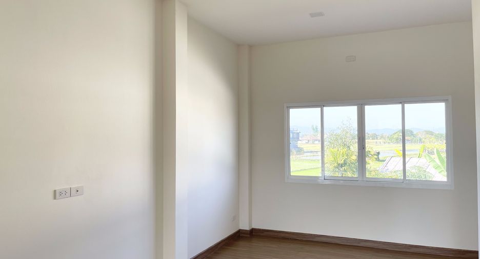 For sale 4 bedrooms house in Doi Saket, Chiang Mai