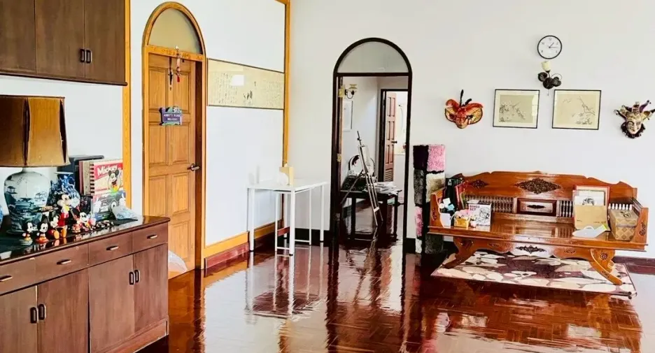 For sale 4 ベッドルーム house in Bang Kapi, Bangkok