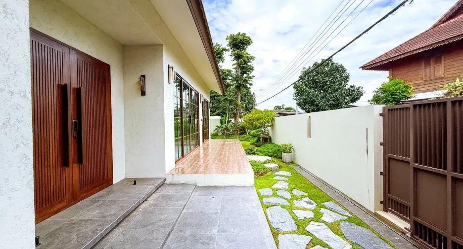 For sale 3 bedrooms house in Mae Rim, Chiang Mai