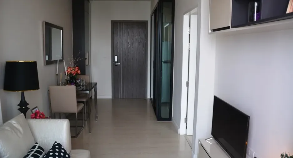 Wohnung zum Kauf mit 1 Zimmer in Watthana, Bangkok