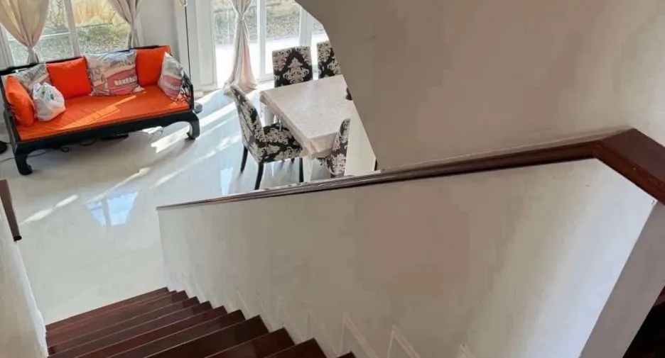 For rent 4 bedrooms house in Mueang Chiang Mai, Chiang Mai