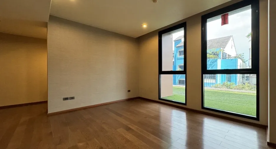 For sale and for rent 3 bedrooms condo in Sathon, Bangkok